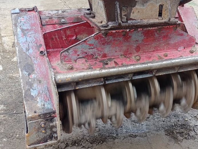 Postupak dinamičkog balansiranja rotora stroja na terenu pomoću precizne mjerne opreme